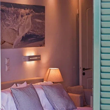 Syros Luxury Living Rozia