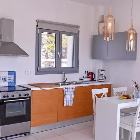 Syros Luxury Living Nyaraló Rozia