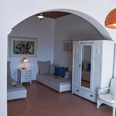 Syros Luxury Living Nyaraló