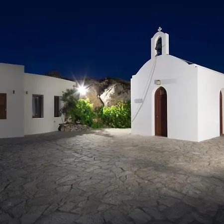 Syros Luxury Living