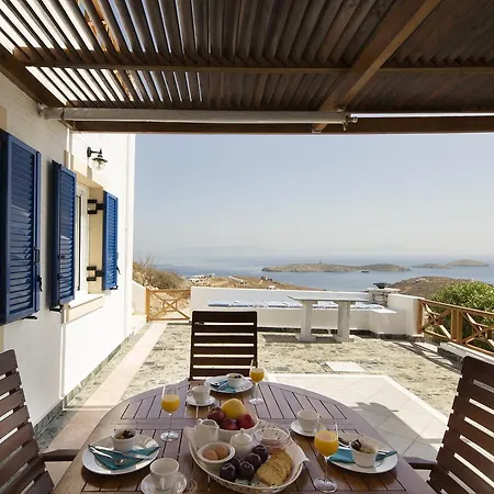 Syros Luxury Living Nyaraló Rozia
